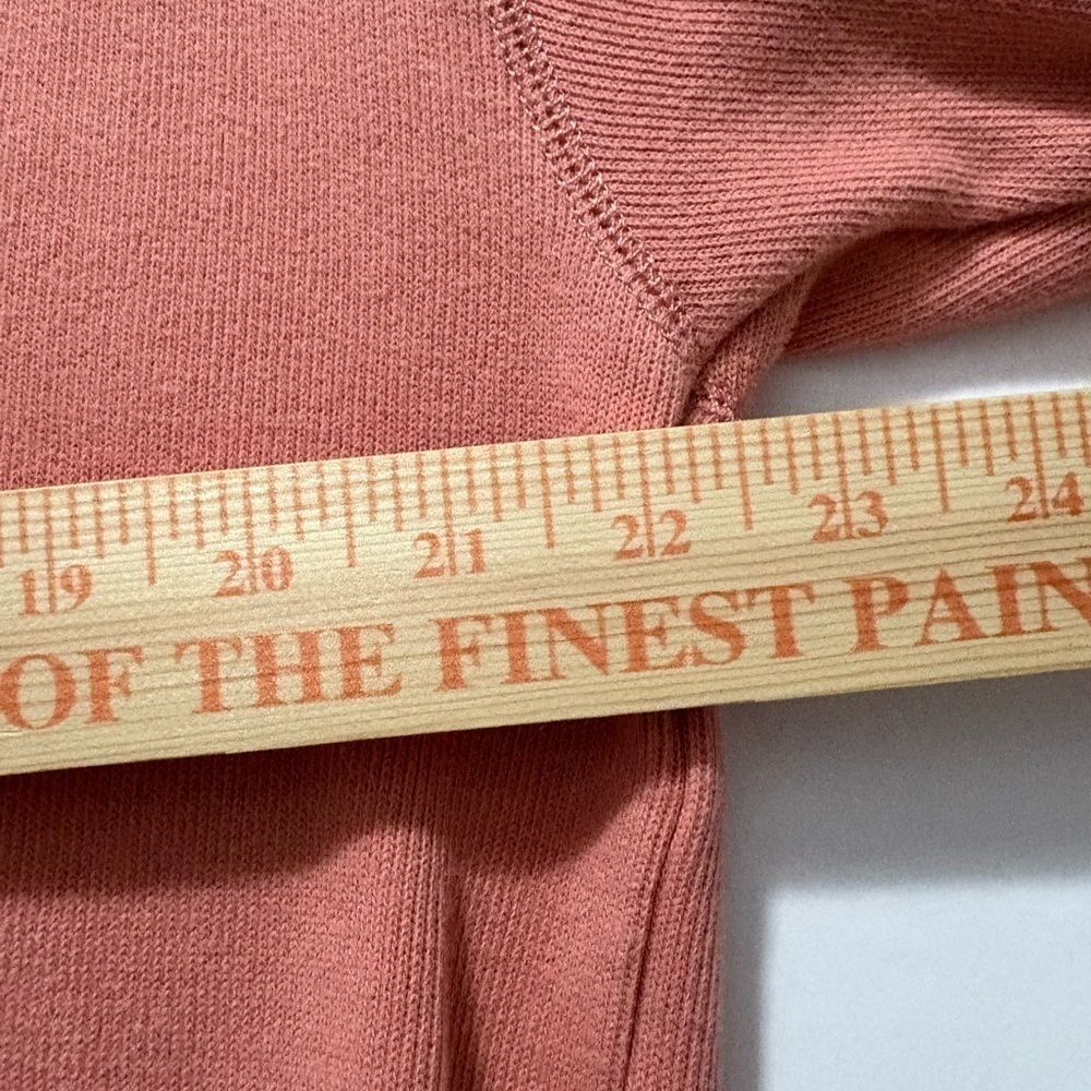 Tommy Bahama Athleisure Ribbed 100% Cotton Coral Knit 1/4 Top and Cropped Pants. - Picture 13 of 16